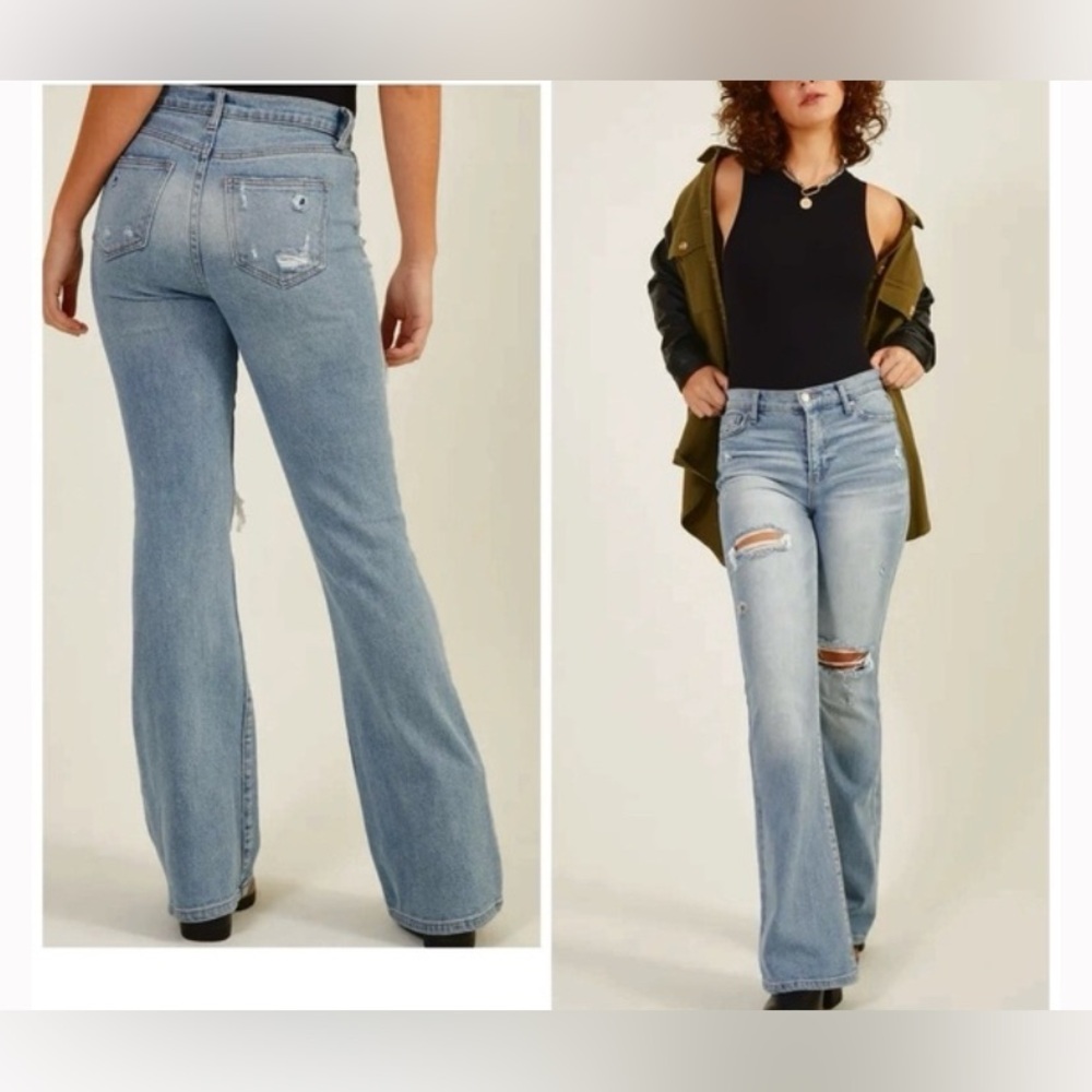 NWT Altar’d State Jeans Womens Galveston Flare Medium Wash High Rise size 29/9